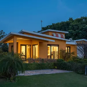  Farm stay Rosastays Manesar Rosa Sangeet Vilas India