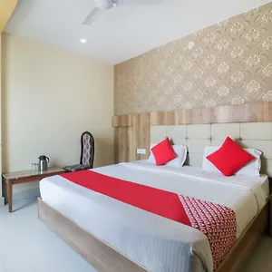 Hotel Oyo 48974 Shweta Residency, Varanasi